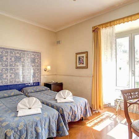 Hotel Picasso Rome Exterior photo