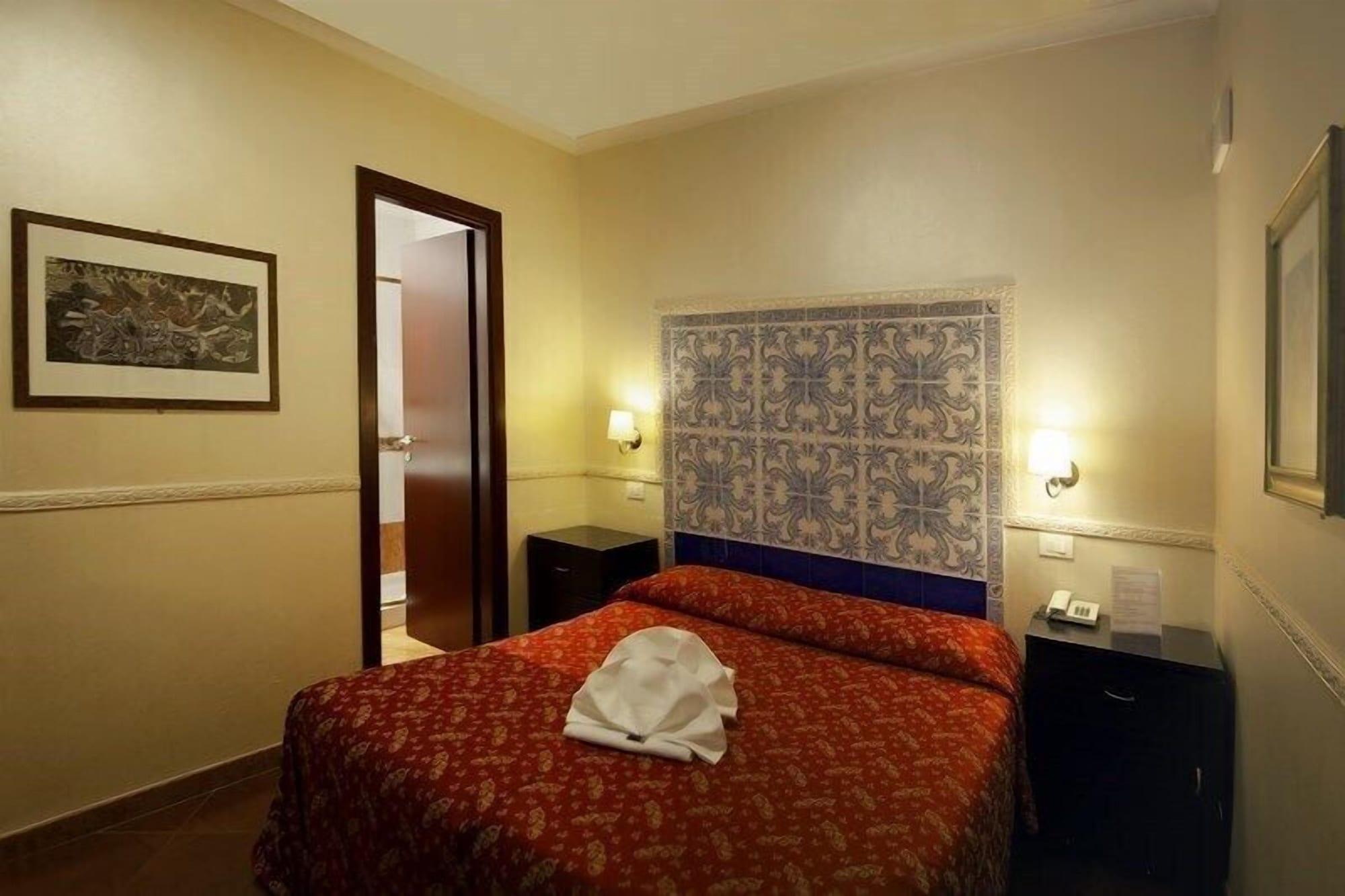 Hotel Picasso Rome Exterior photo
